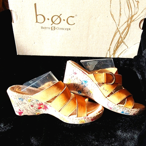 Boc Born Concept Shoes - Boc Born Concept floral Wedge. Leather Sandal
